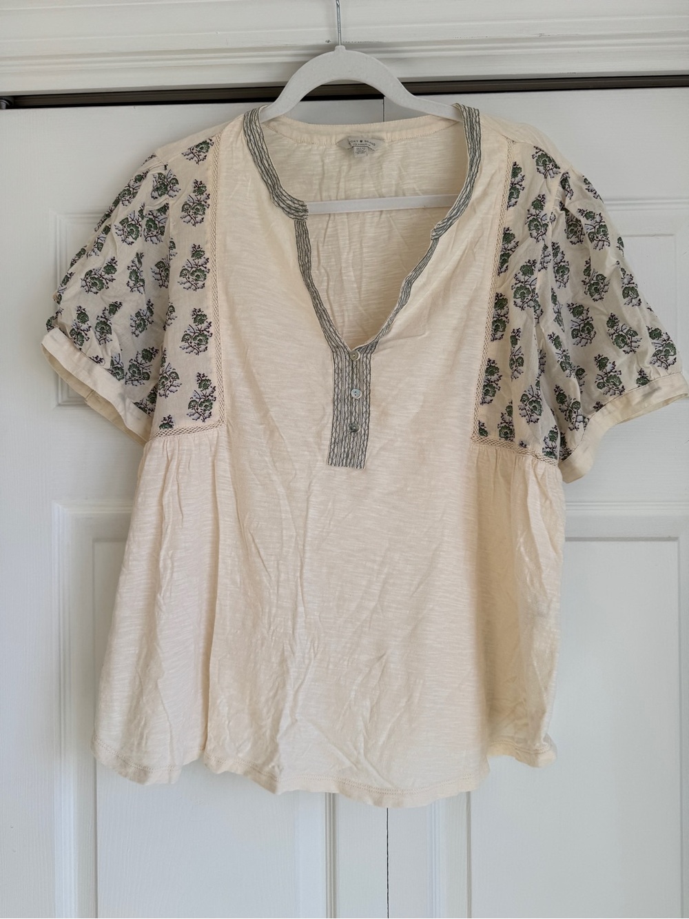 Lucky Brand Cream Peasant Blouse with Floral Sleeves